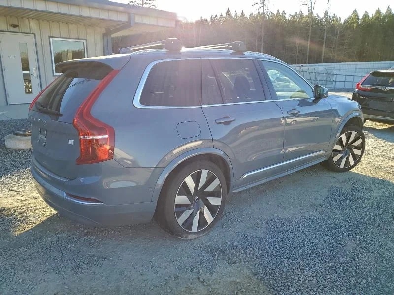 Volvo XC90, Ultimate