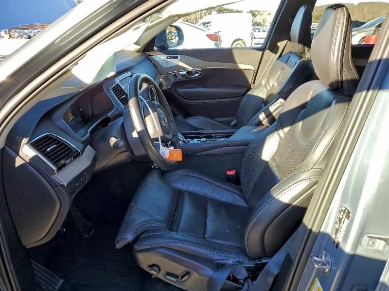 Volvo XC90, Ultimate