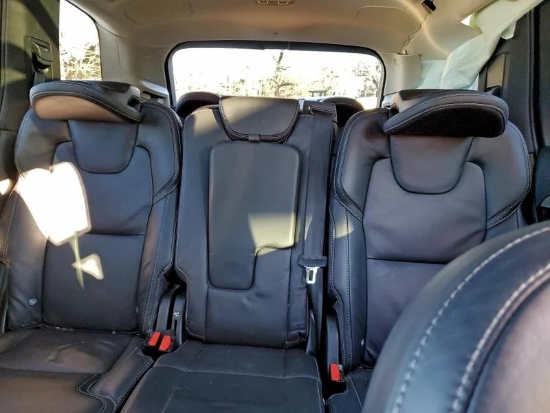 Volvo XC90, Ultimate
