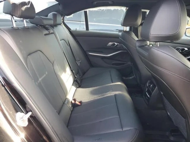 BMW 3 Series 330XI