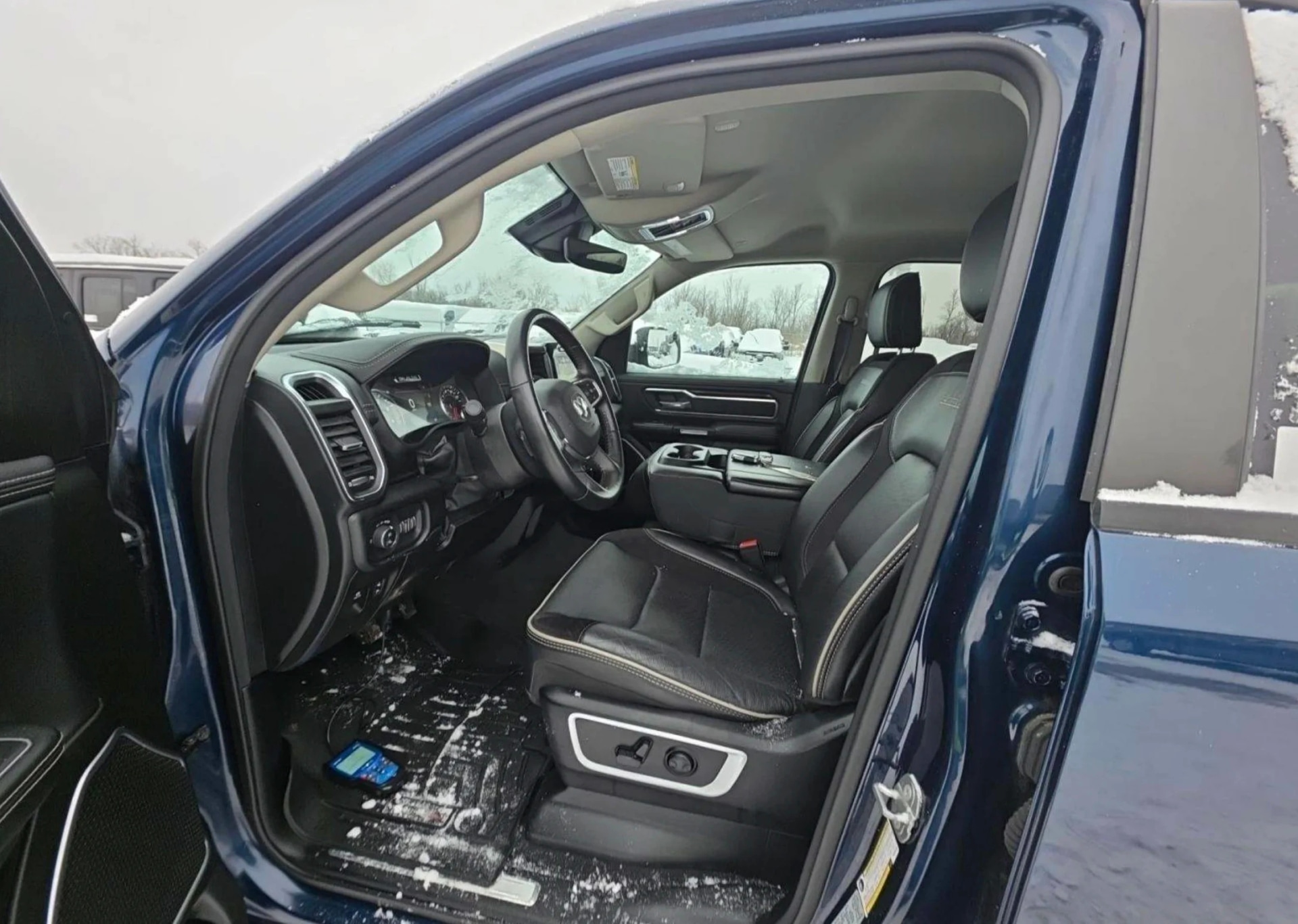 Ram 1500 Laramie Crew Cab Medium Bed