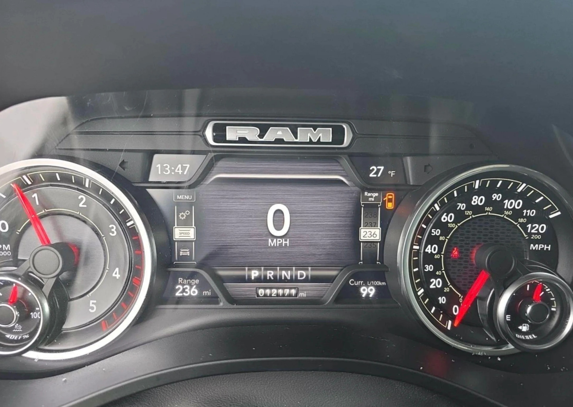 Ram 1500 Laramie Crew Cab Medium Bed