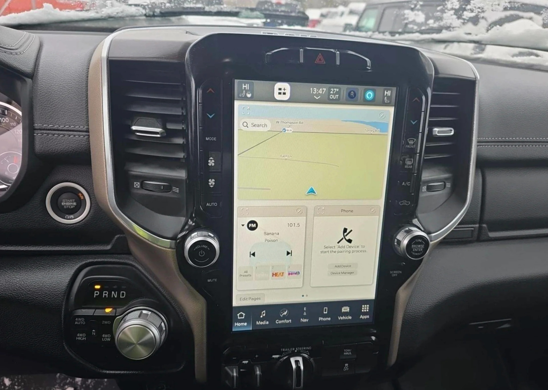 Ram 1500 Laramie Crew Cab Medium Bed