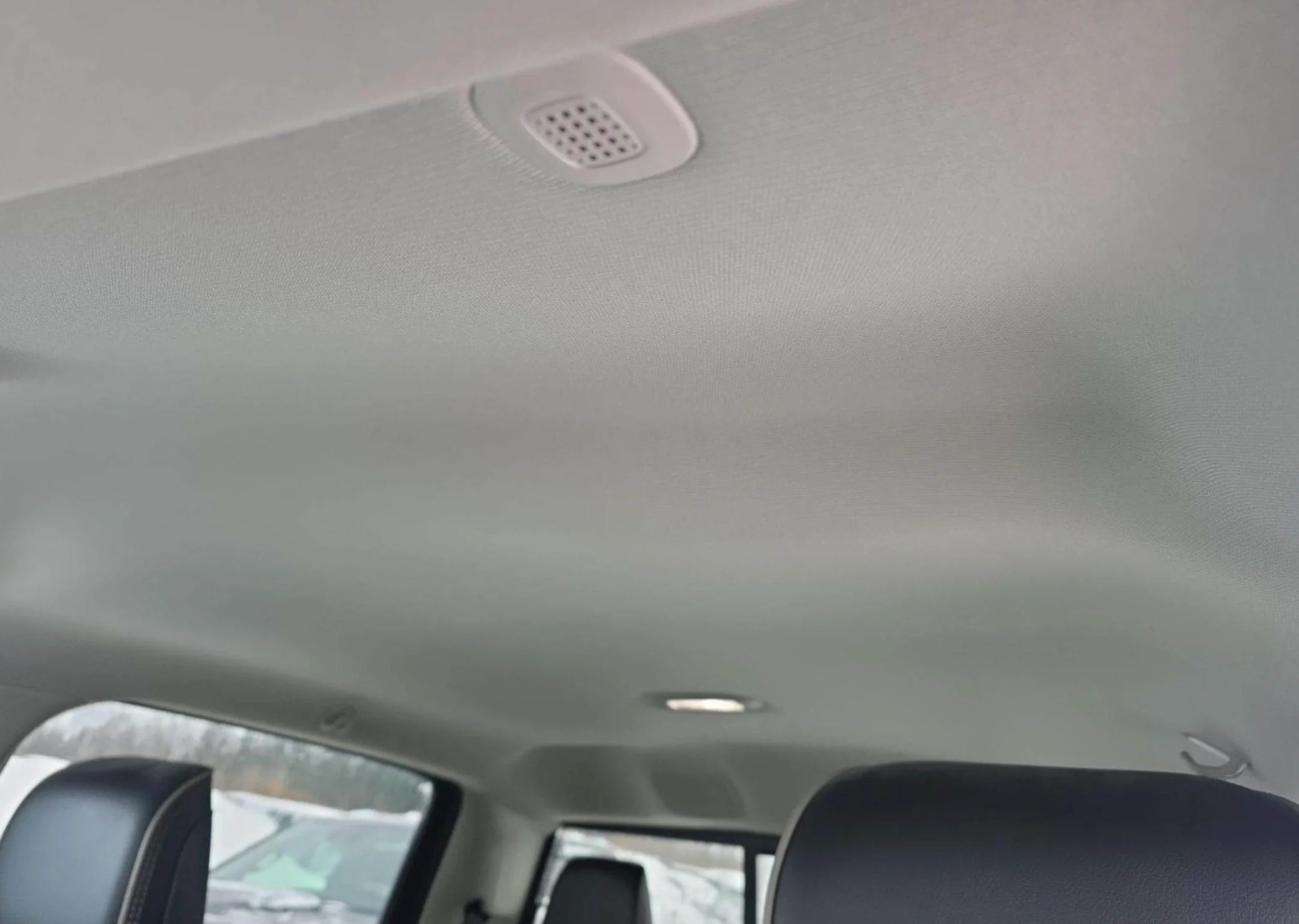Ram 1500 Laramie Crew Cab Medium Bed