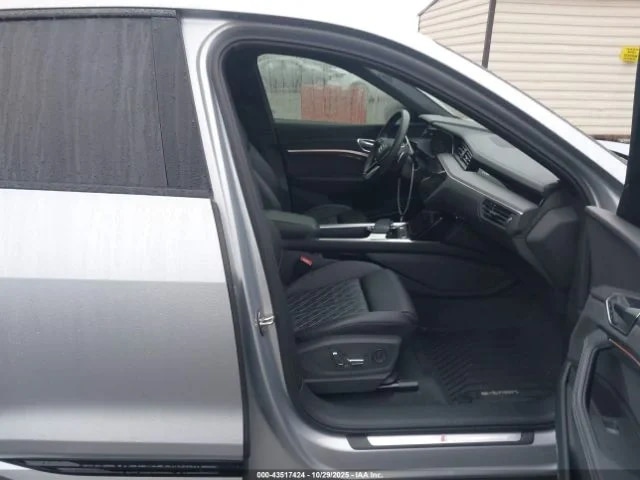 AUDI E-TRON S SPORTBACK PRESTIGE QUATTRO