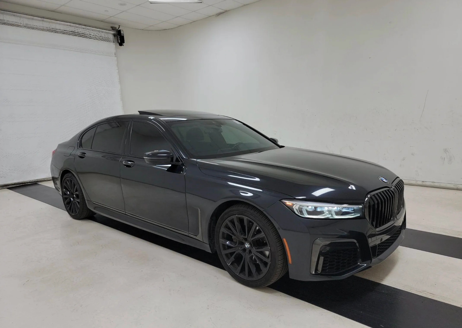 BMW 7  740I MSPORT