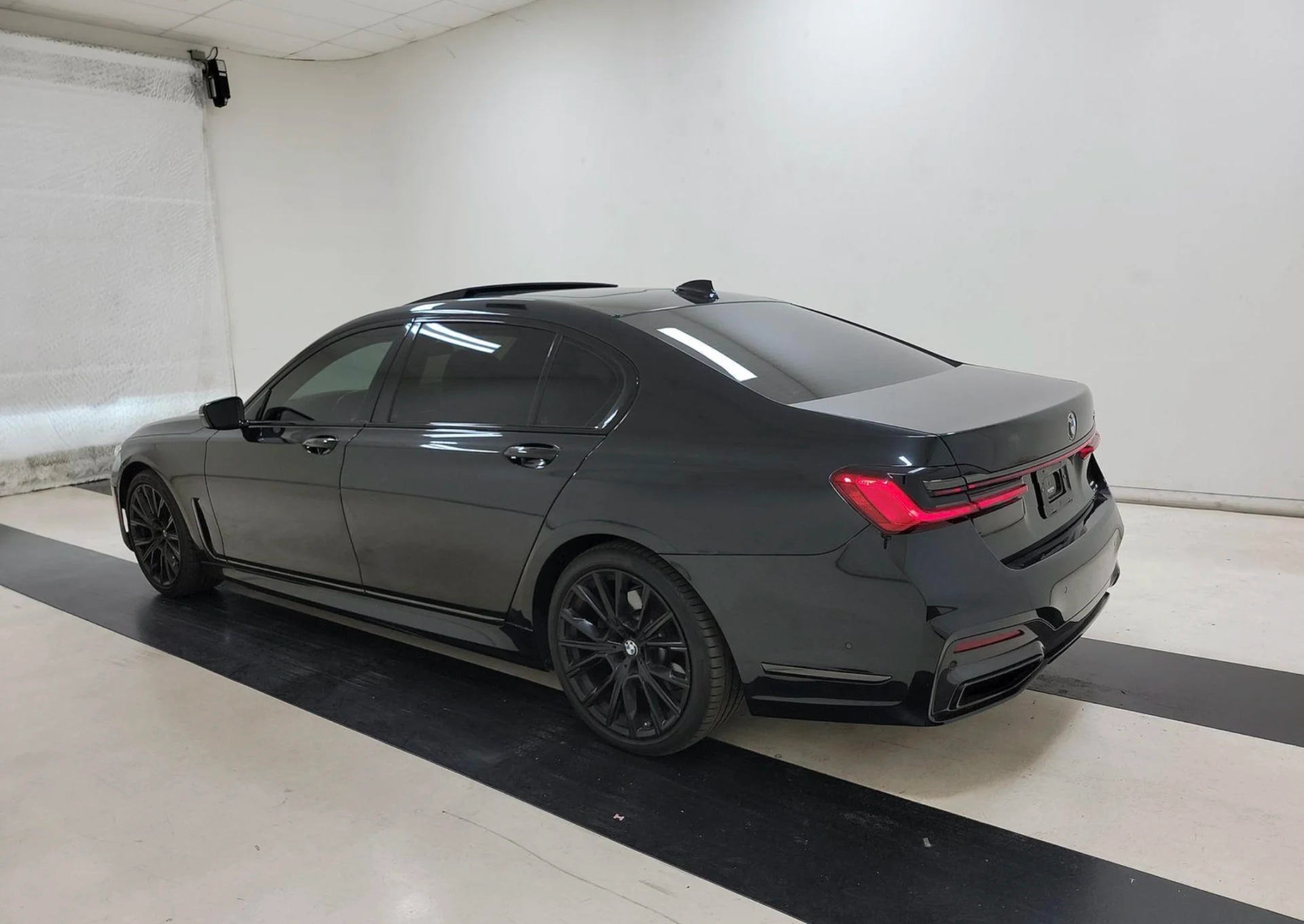 BMW 7  740I MSPORT