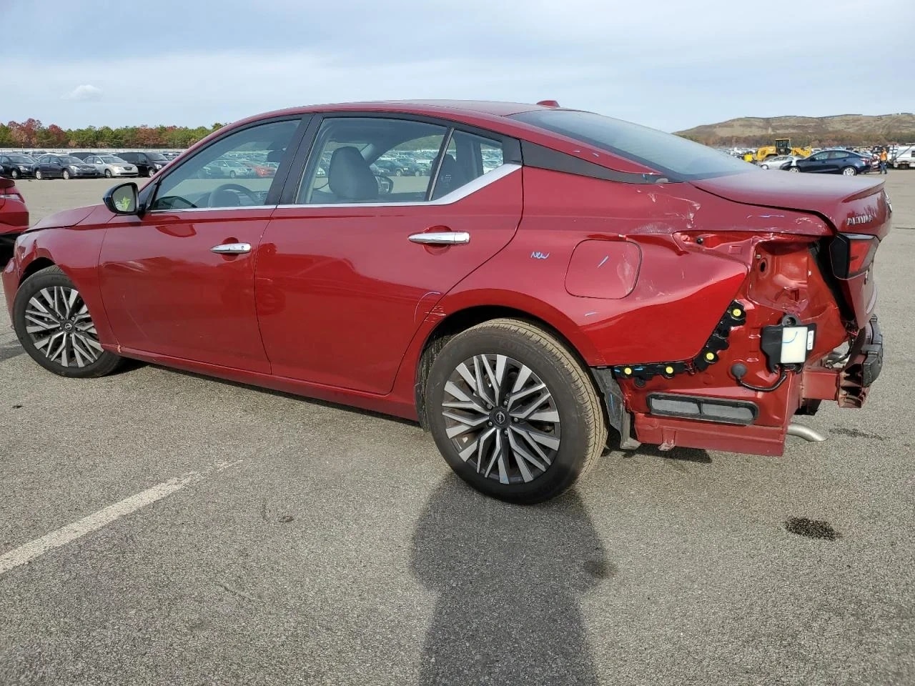 Nissan Altima, SV
