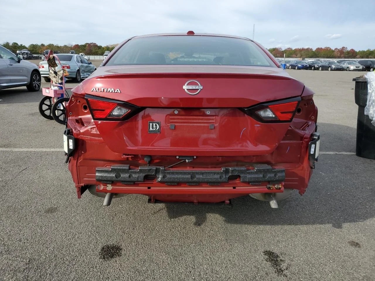 Nissan Altima, SV