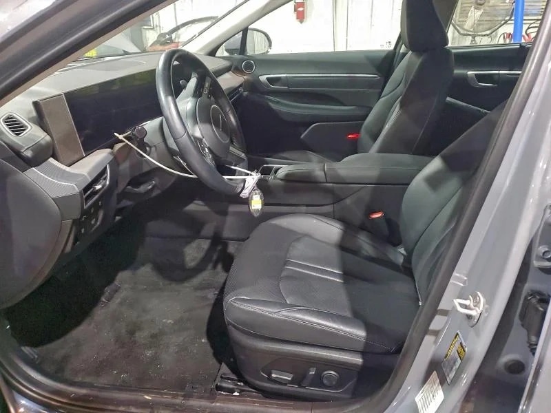 HYUNDAI SONATA HYBRID