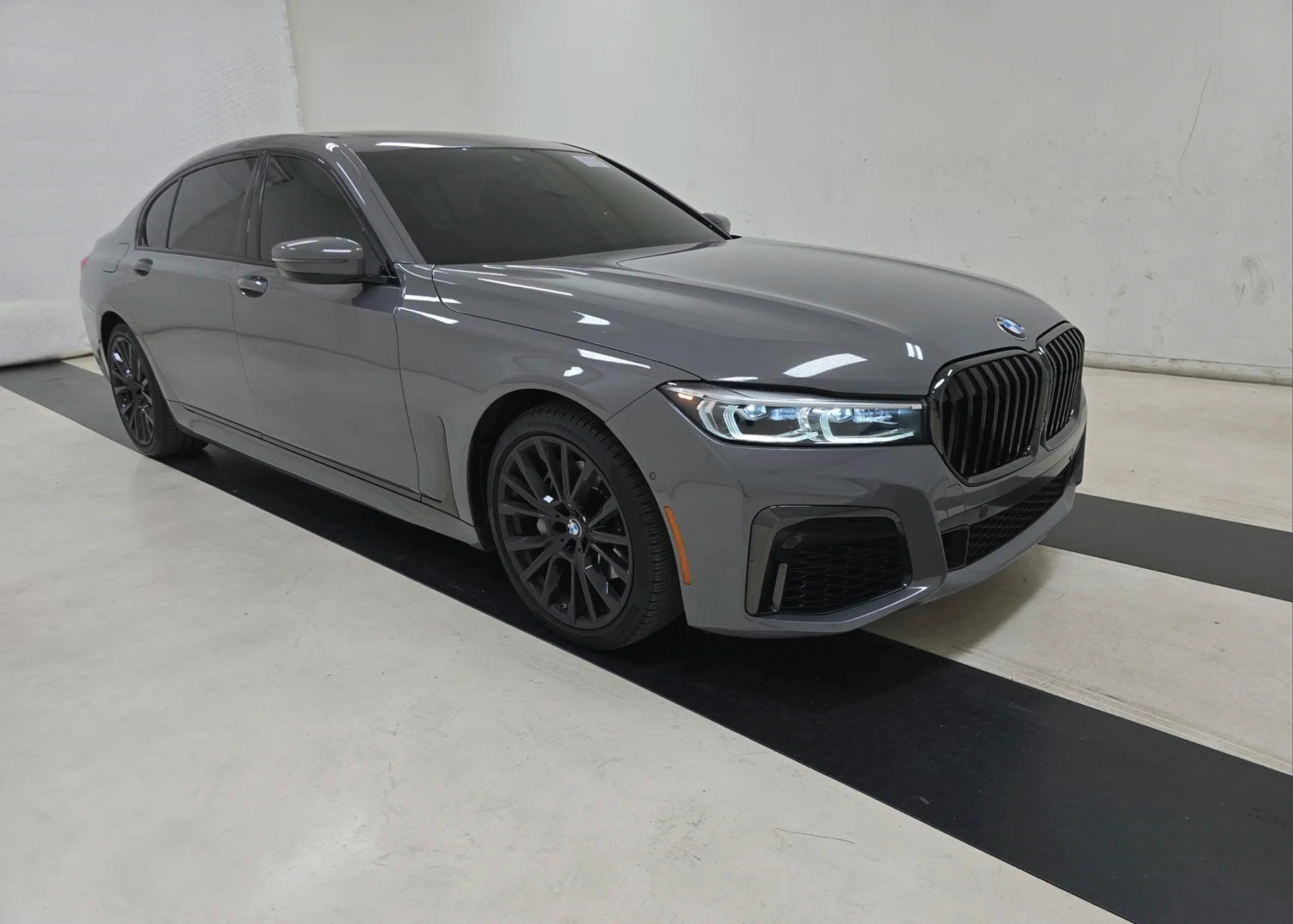BMW 7 - 740I