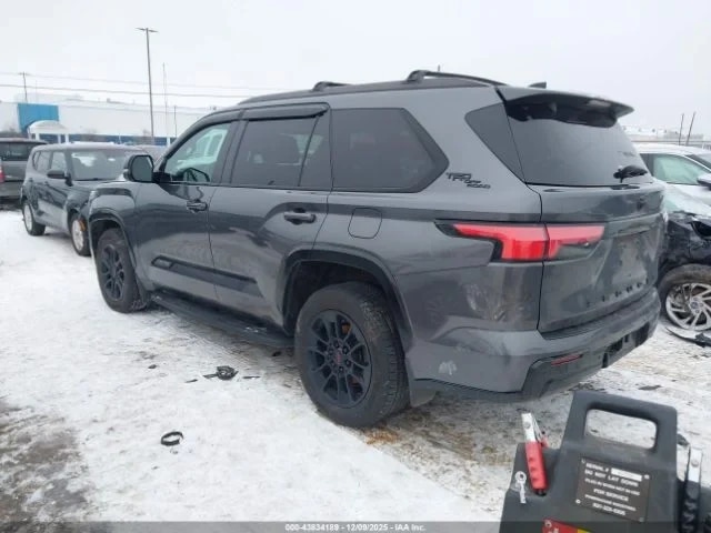 TOYOTA SEQUOIA PLATINUM
