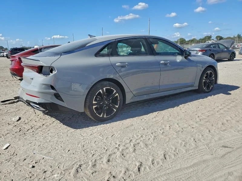 KIA K5, Gt Line