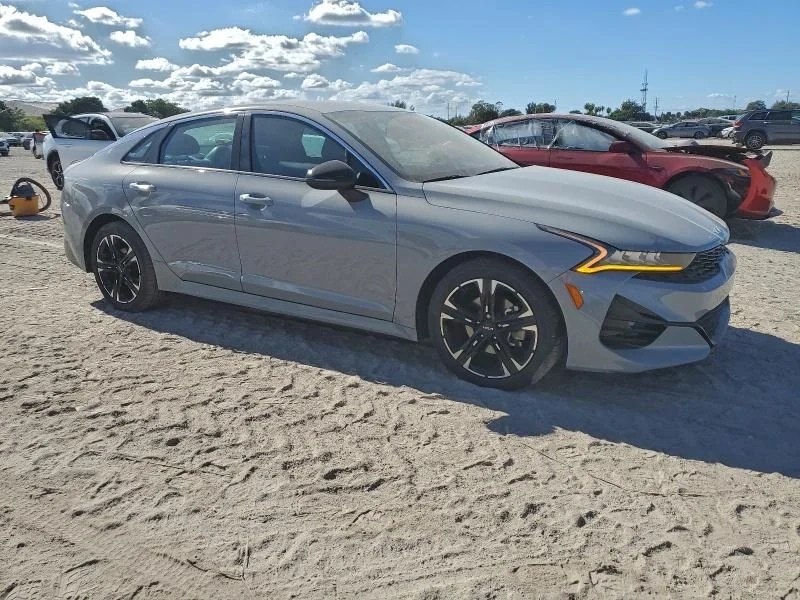 KIA K5, Gt Line