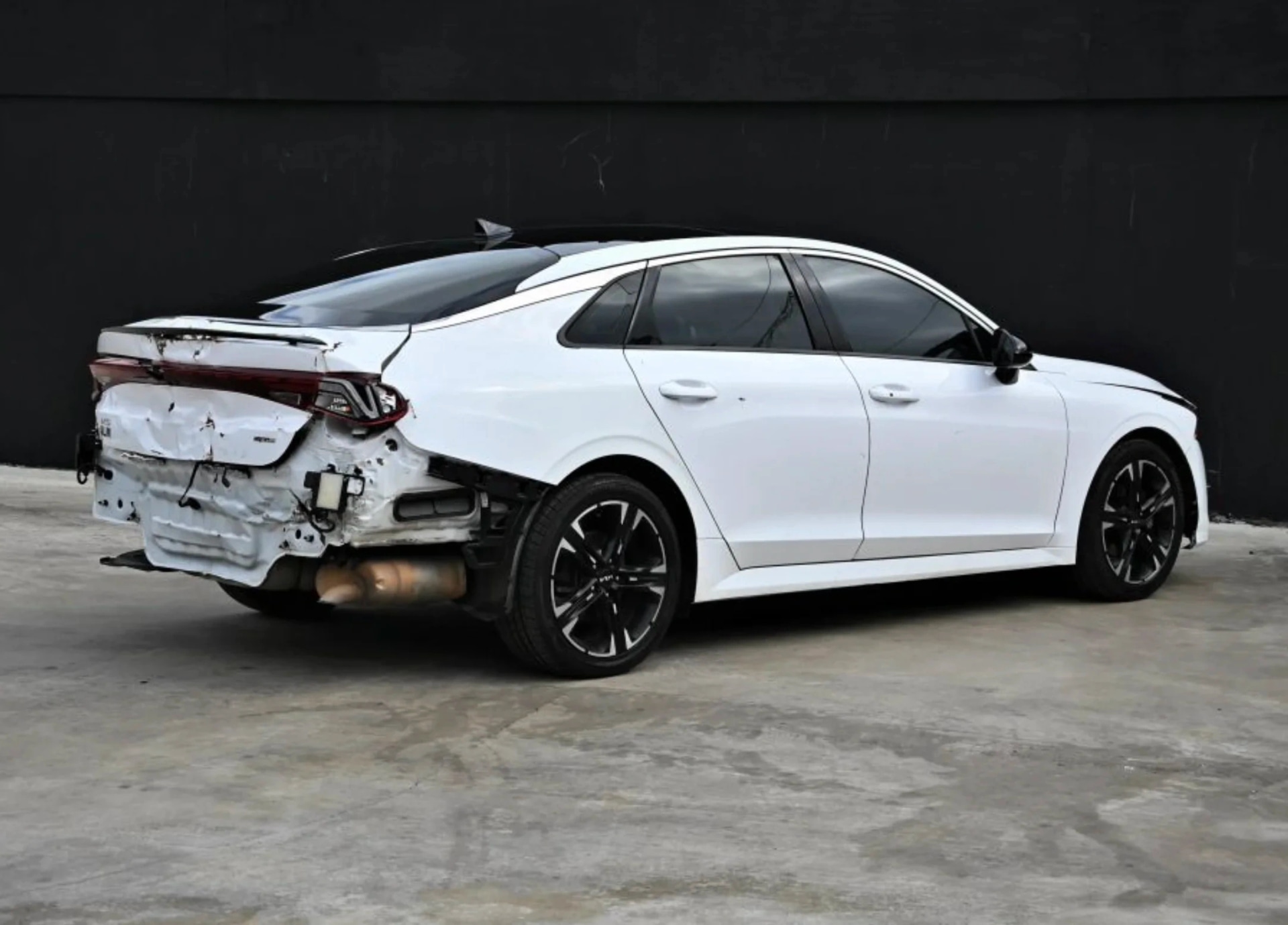 KIA K5, Gt Line