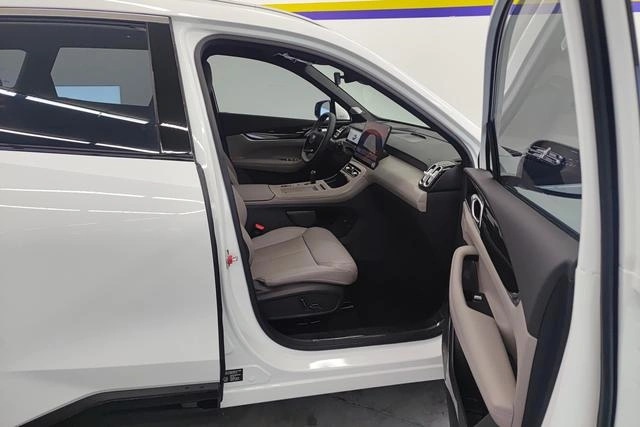 Geely (Atlas) Boyue L  1.5TD DCT (Shanhe)