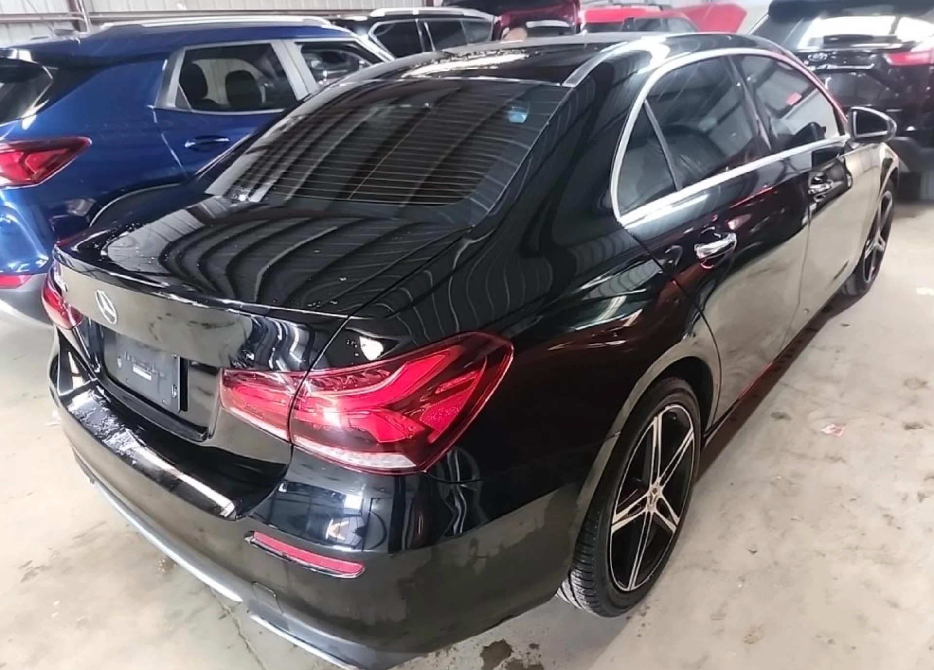 Mercedes-Benz A 220