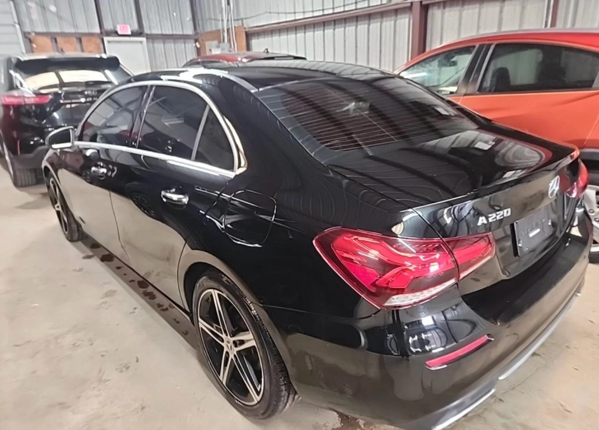 Mercedes-Benz A 220