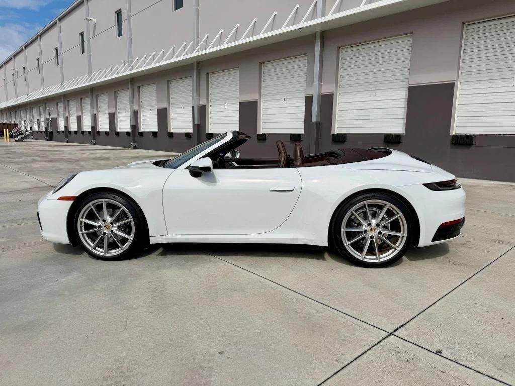 Porsche 911 Carrera