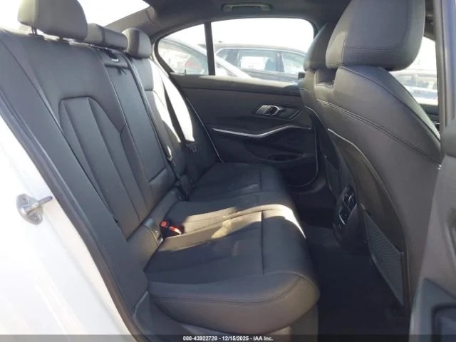 BMW 330I