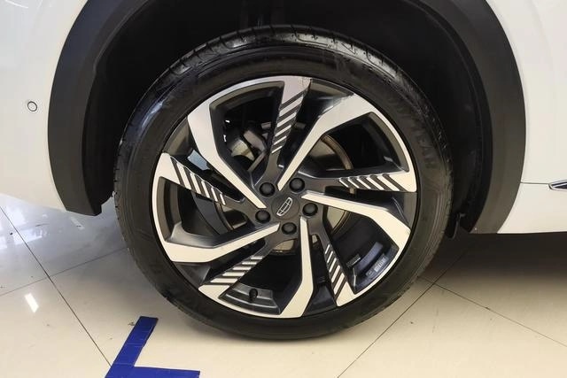 Geely Monjaro L 2.0TD DCT EVO