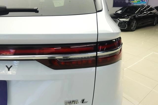 Geely Monjaro L 2.0TD DCT EVO