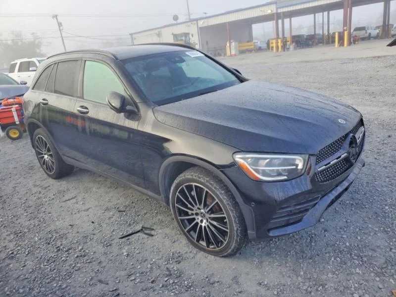 MERCEDES-BENZ GLC 300