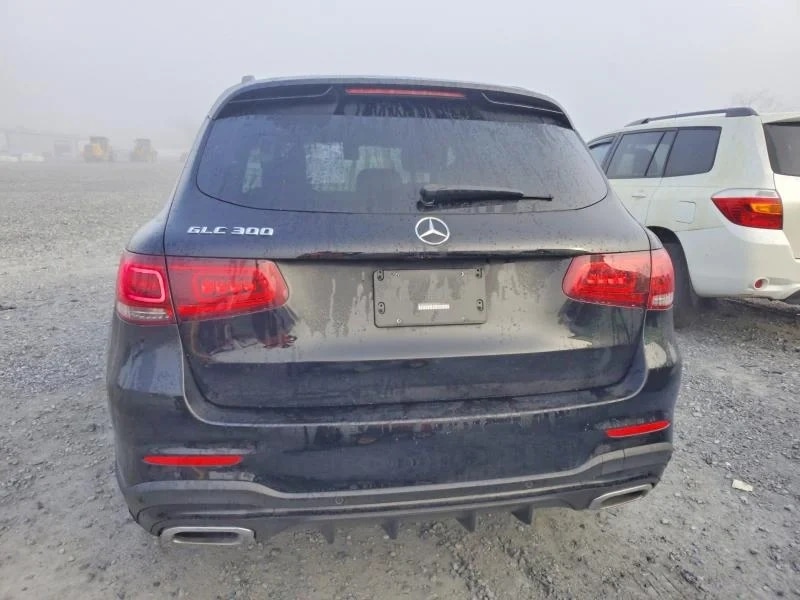 MERCEDES-BENZ GLC 300