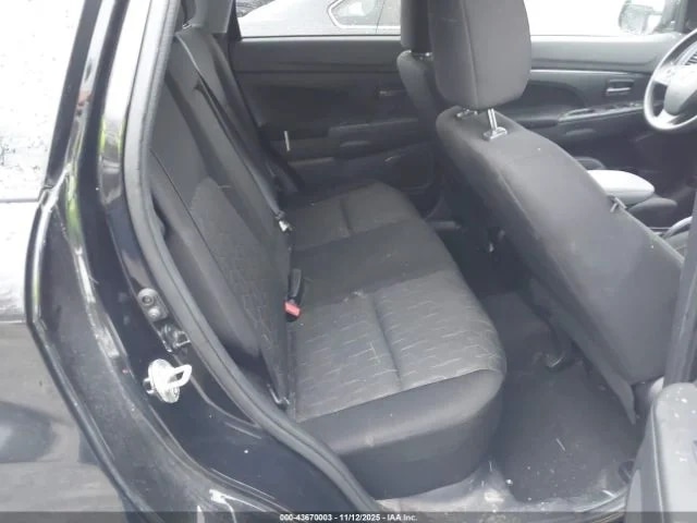 MITSUBISHI OUTLANDER SPORT