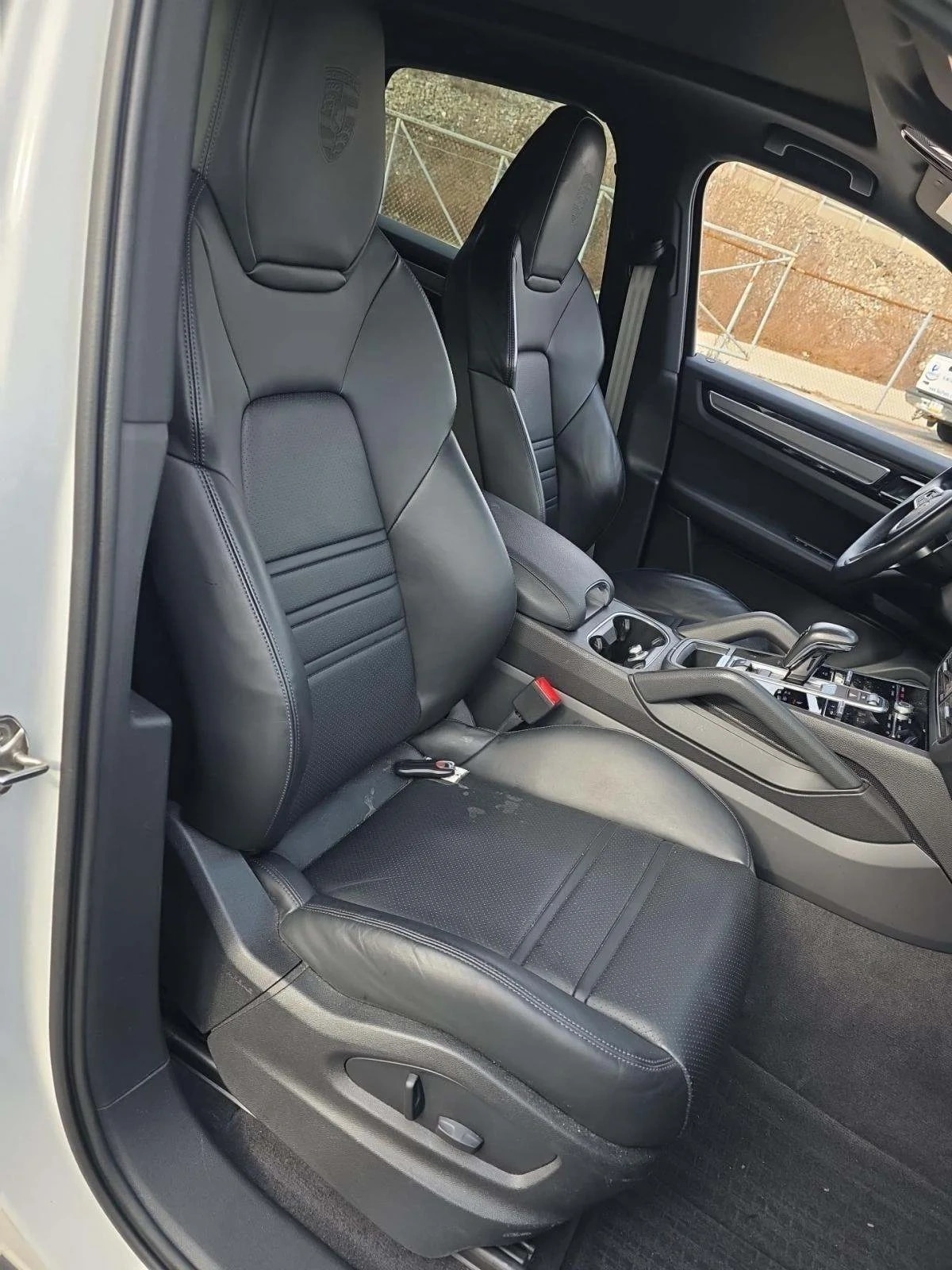 Porsche Cayenne Platinum Edition