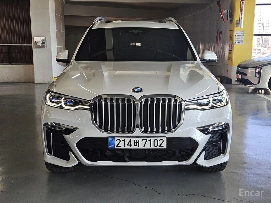 BMW X7 (G07) xDrive 40i M