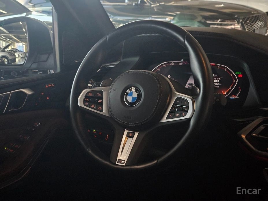 BMW X7 (G07) xDrive 40i M