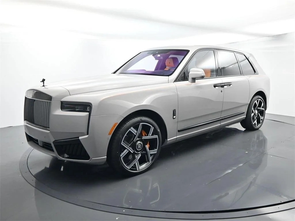 Rolls-Royce Cullinan BADGE