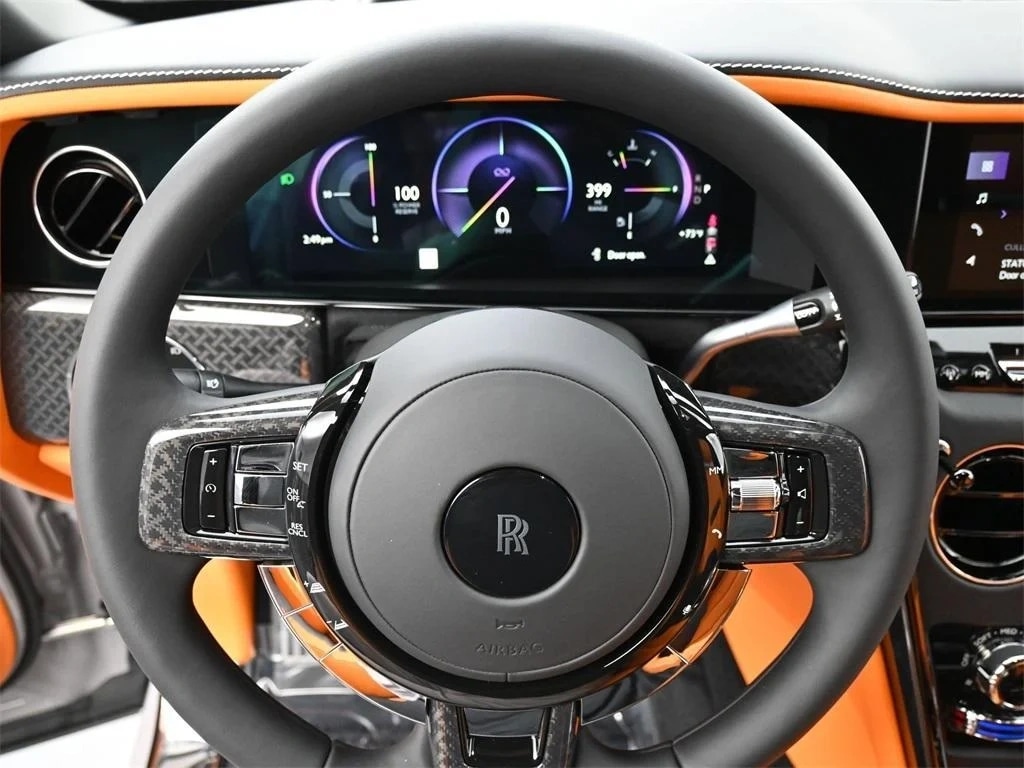 Rolls-Royce Cullinan BADGE