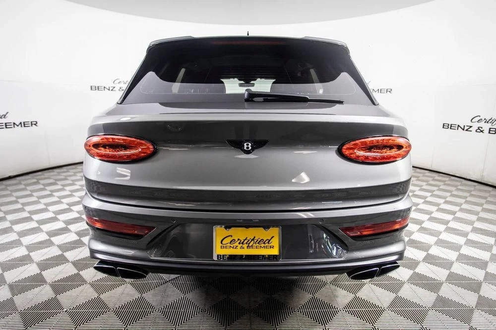 Bentley Bentayga V8