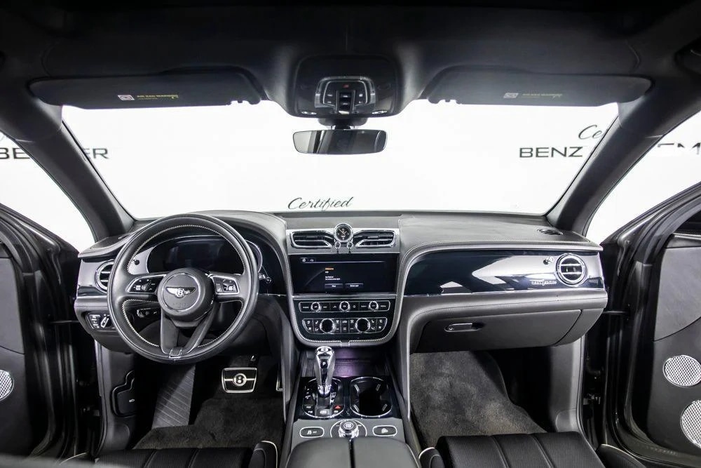 Bentley Bentayga V8