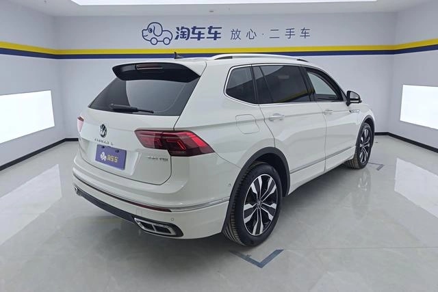 Volkswagen TiguanL 2022 330TSI R-Line
