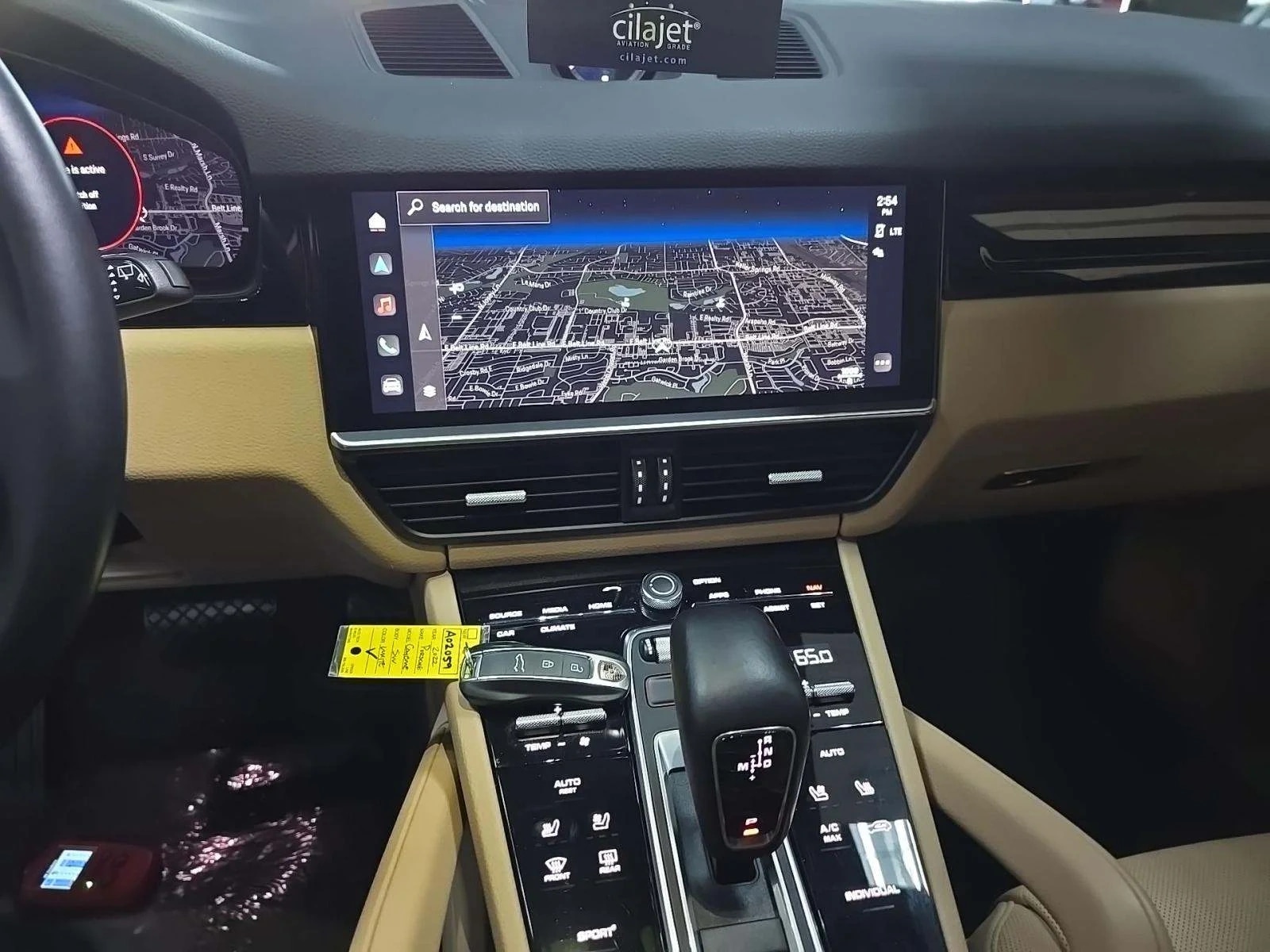 Porsche Cayenne Base