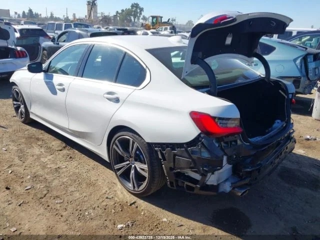 BMW 330I