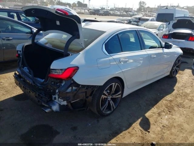 BMW 330I