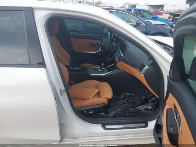 BMW 330I