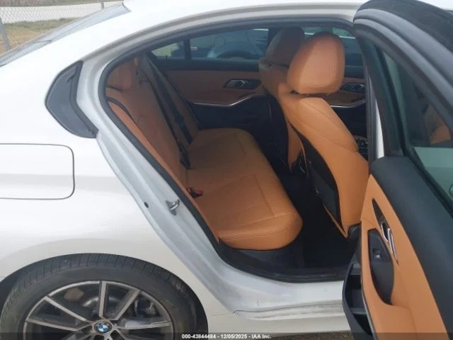 BMW 330I