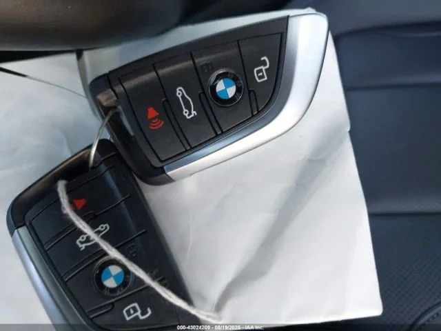 BMW 330I