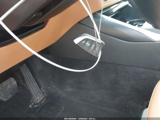 BMW 330I