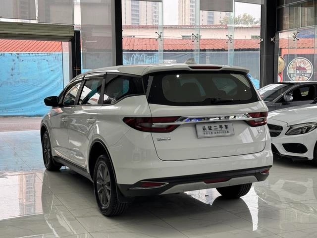 Geely Jiaji DCT Standard Edition
