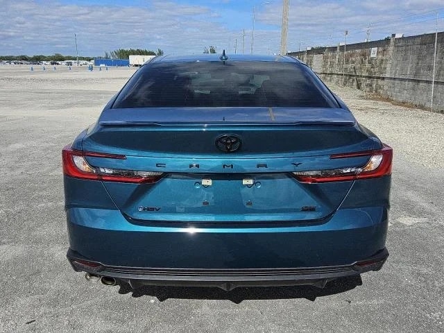 TOYOTA CAMRY XSE