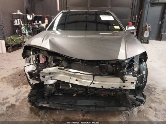 TOYOTA CAMRY XSE