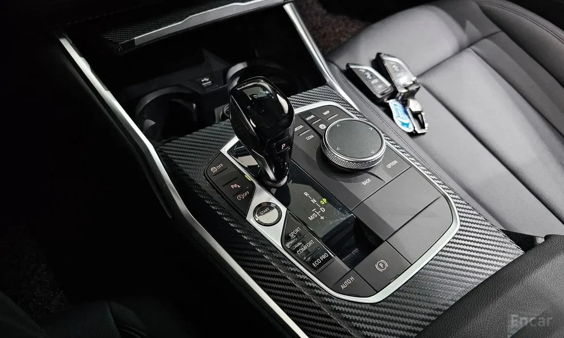 BMW 3 Series (G20) 320i