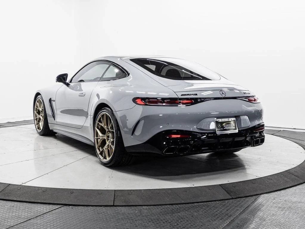 Mercedes-Benz AMG GT 63