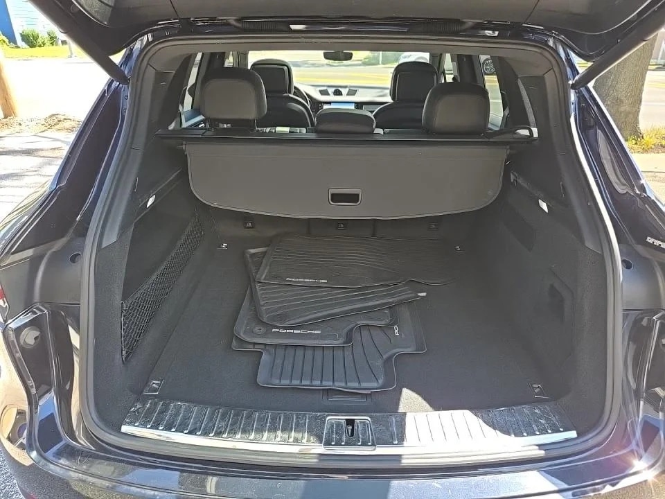 PORSCHE CAYENNE PLATINUM
